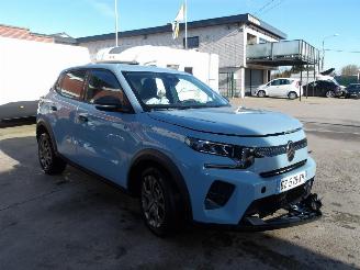 uszkodzony samochody osobowe Citroën C3 113E-MAX 2024/9