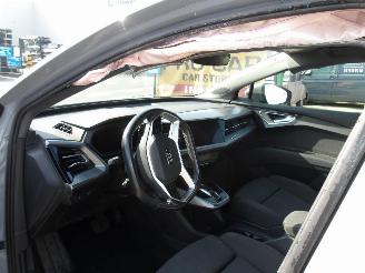 Audi Q4 40 picture 10