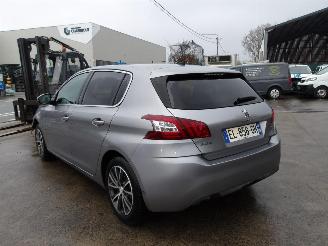 Peugeot 308  picture 6