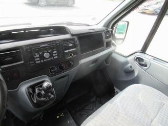 Ford Transit  picture 14