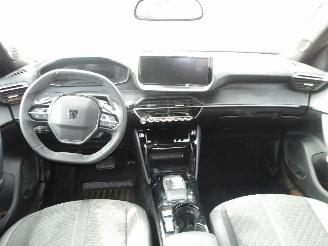 Peugeot 2008 ALLURE picture 3