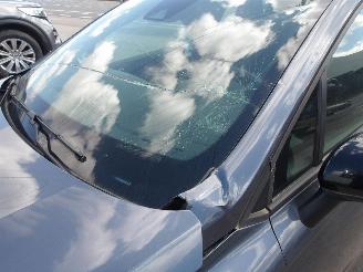 Renault Clio  picture 9