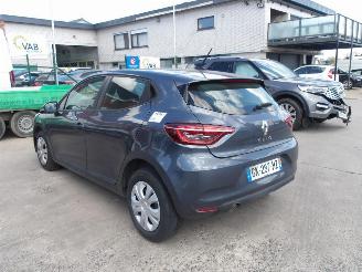 Renault Clio  picture 7