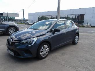 skadebil auto Renault Clio  2021/11