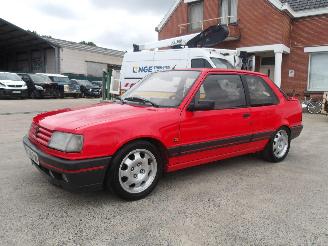 Auto incidentate Peugeot 309 GTI 1991/7
