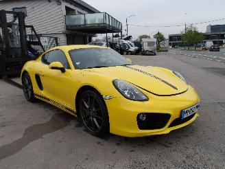 Vaurioauto  passenger cars Porsche Cayman  2013/1