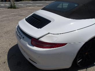 Porsche 911 GTS picture 13