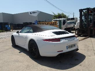 Porsche 911 GTS picture 8
