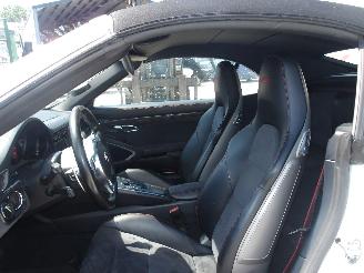 Porsche 911 GTS picture 16