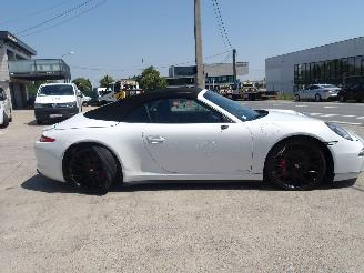 Porsche 911 GTS picture 5