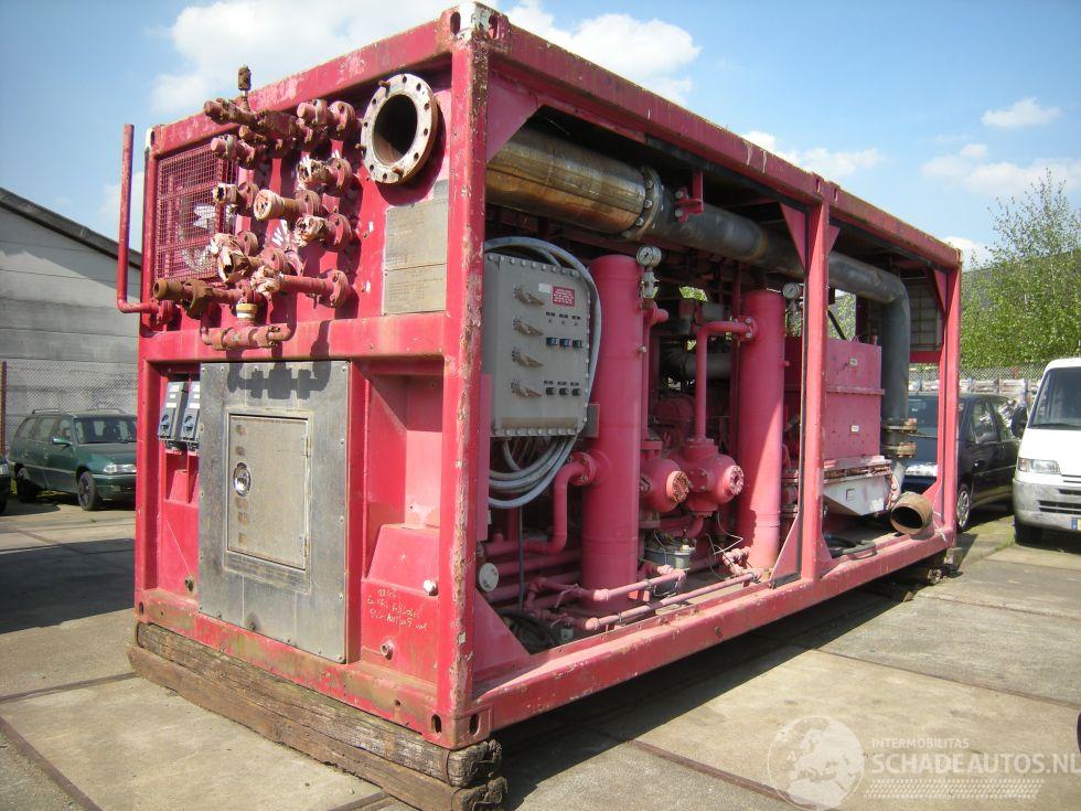 Caterpillar  OFFSHORE CONTAINER 20ft INCL WARMTEWISSELAAR 10 ft GASCOMPRESSOR UNIT V12 CATERPILLAR