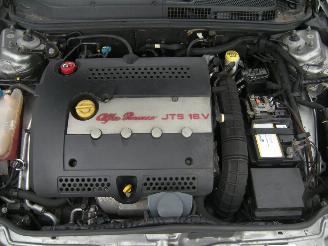 Alfa Romeo GT 2.0 JTS 16_V (937CXH11; 937CXH1A) DISEGNO BERTONE MET OA CLIMA, LEER ENZ picture 15