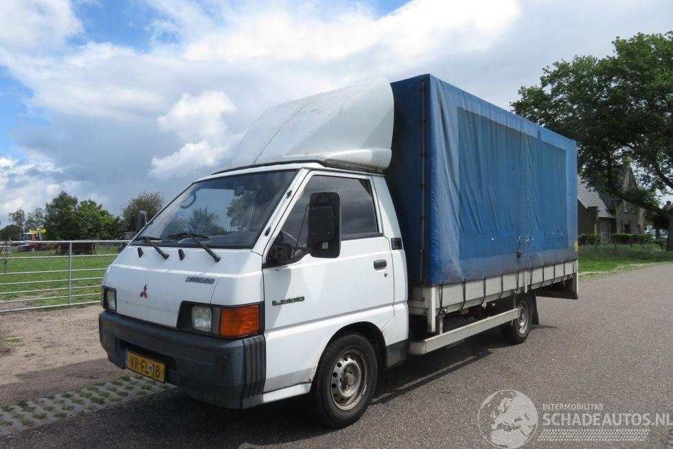 Mitsubishi L-300 2.5 TD LANG OPEN LAADBAK / PICK-UP MET HUIF EN N.A.P. MARGE AUTO