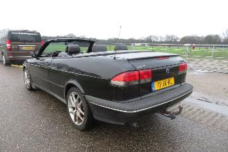 Saab 900 2.3I CABRIOLET picture 2