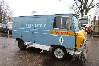 Austin 200J4-van diesel unieke oldtimer met actief NL kenteken picture 9