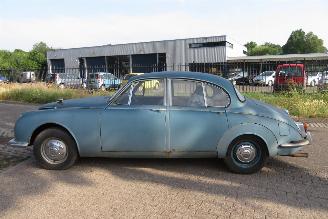 Jaguar MK II 240 picture 4