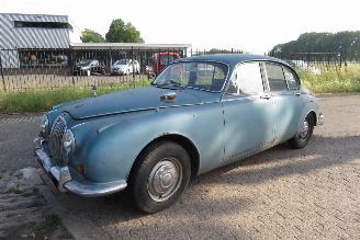 Jaguar MK II 240 picture 3