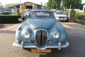 Jaguar MK II 240 picture 39