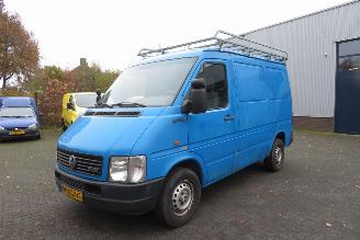 Volkswagen Lt 35 2.5 TDI MET HYDR. LAADKLEP EN AIRCO !!! 138.000 KM !!! picture 1