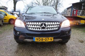 Mercedes Ml-klasse 320 CDI VAN / GRIJS KENTEKEN UITVOERING picture 27