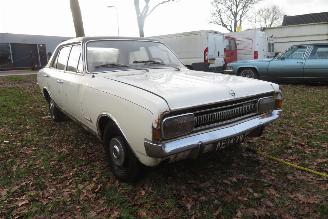 Opel Commodore 2.5 S AUTOMATIC picture 9