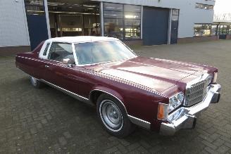 Chrysler New-yorker brougham V8 coupe, benzine + lpg picture 21