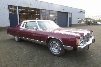 Chrysler New-yorker brougham V8 coupe, benzine + lpg picture 11