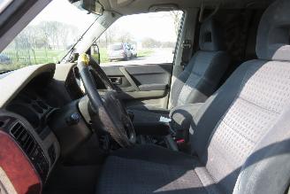 Mitsubishi Pajero PAJERO 3.2 DI GLS LBHR LONG BODY 4X4 AIRCO picture 10