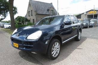 Voiture accidenté Porsche Cayenne 4.5 V8 BENZINE 2004/12