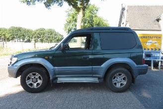 Toyota Landcruiser-90 3.0 D4-D 4X4 AIRCO MARGE AUTO picture 3