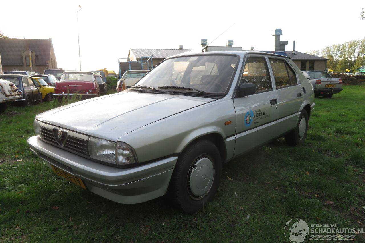 Alfa Romeo 33 1.5 BENZINE OP GRIJS KENTEKEN !! UNIEK