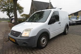 damaged commercial vehicles Ford Transit Connect T200S VAN 75 2010/6