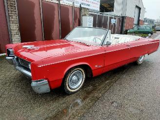 Chrysler Newport V8 440CI MOTOR CABRIOLET (WAS ORIGINEEL EEN COUPE) picture 14