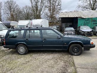 Volvo 940 Estate GL 2.3i picture 13