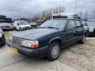 Volvo 940 Estate GL 2.3i picture 1