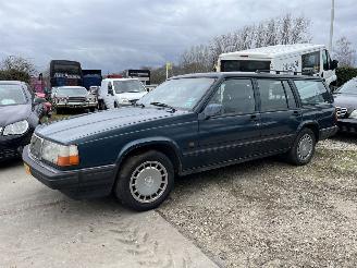 Volvo 940 Estate GL 2.3i picture 2