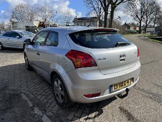 Kia Cee d PRO CEED 1.4 CVVT FIFTEEN AIRCO picture 4