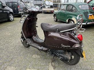 Piaggio  VESPA LX 50 BROMSCOOTER picture 13