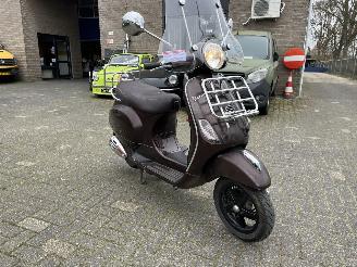 Piaggio  VESPA LX 50 BROMSCOOTER picture 9