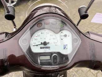 Piaggio  VESPA LX 50 BROMSCOOTER picture 12