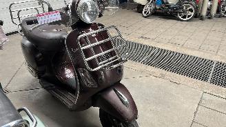 Piaggio  VESPA LX 50 BROMSCOOTER picture 17