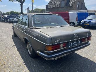 Mercedes 200-280 280 6 CILINDER AUTOMAAT 123 TYPE picture 4