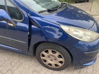 Peugeot 207 1.4-16V XR AIRCO picture 19