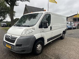 Vaurioauto  commercial vehicles Citroën Jumper 30 L2H1 2.2HDI 100 LANGE WIELBASIS 2008/10