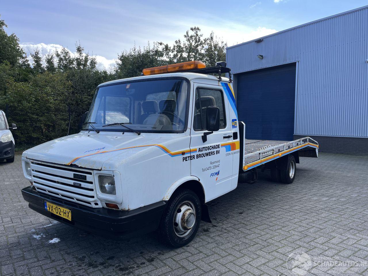 DAF 400 AE04ET OPRIJWAGEN / AUTOTRANSPORTER / AUTOAMBULANCE