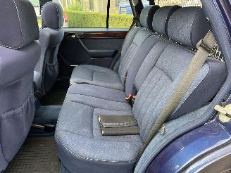 Mercedes 200-280 E280 ELEGANCE 7 PERSOONS UITVOERING, AIRCO, PRIJS IS INCL. BTW !!! picture 15