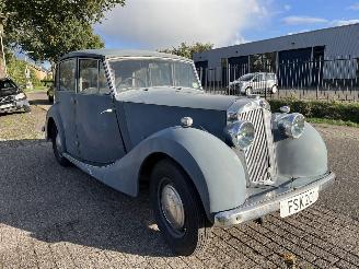 Triumph Renown 2 LITRE SALOON picture 7