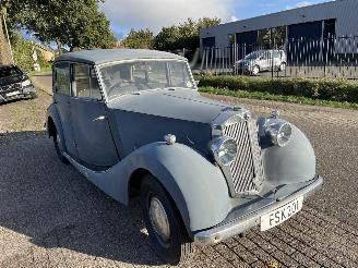 Triumph Renown 2 LITRE SALOON picture 30