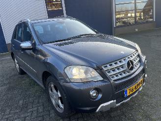 Mercedes ML 350 CDI 4MATIC GEEL KENTEKEN picture 38