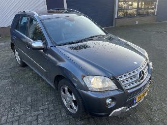 Mercedes ML 350 CDI 4MATIC GEEL KENTEKEN picture 32